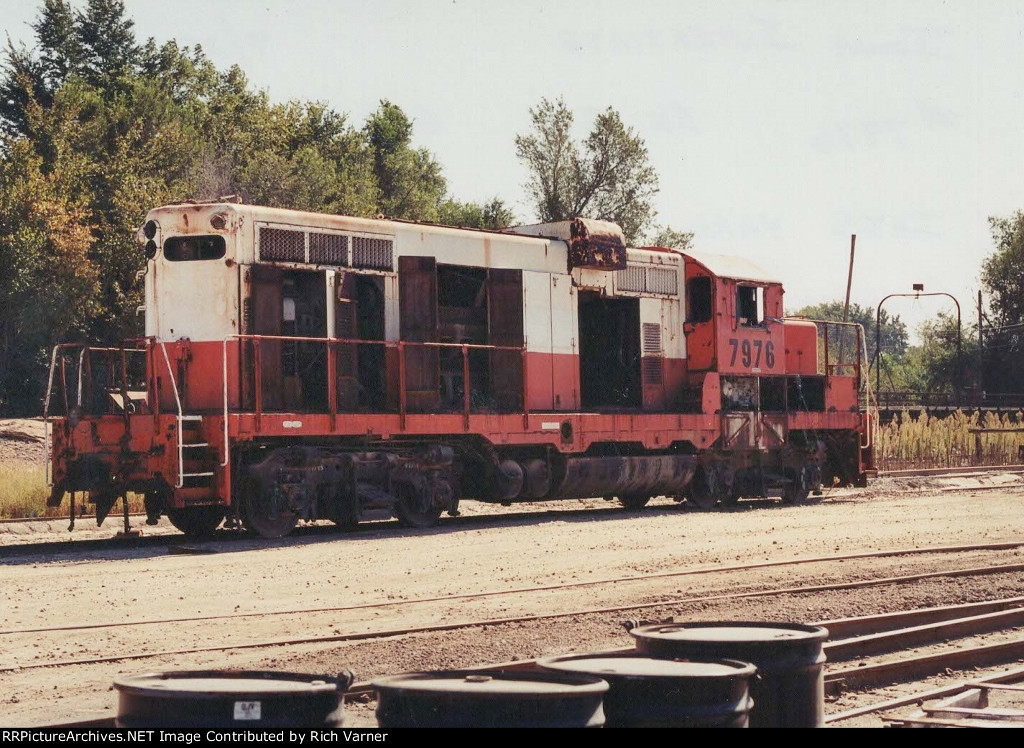 Iowa Interstate RR (IAIS) #7976